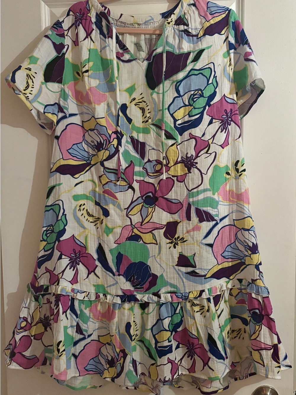Northern Reflections Cream Floral Ruffle-Hem Casual Dress